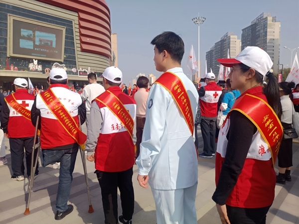 “淮小红”全市学雷锋纪念日活动显身手14