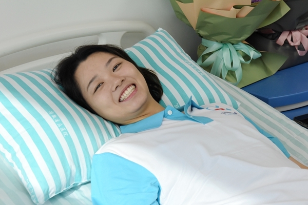 胡敏君,阳光女孩侠肝义胆捐“髓”救命18