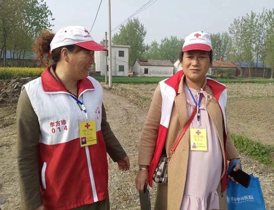 淮南市红十字志愿者李文菊再获全国先进3