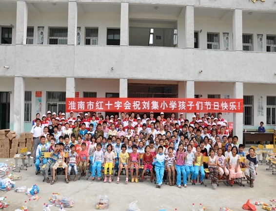 90后小伙14年默默坚守爱的约定20