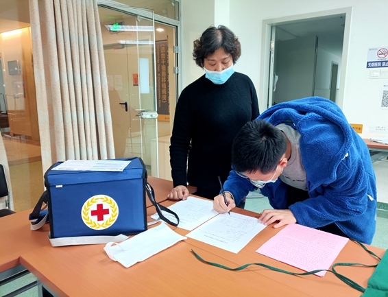 90后小伙14年默默坚守爱的约定33