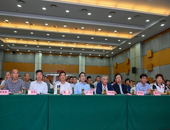 她的故事感动江淮大地5