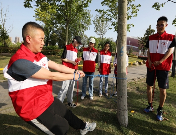 淮南市红十字会救援队用行动纪念“5.8”“5.12”2