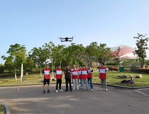 淮南市红十字会救援队用行动纪念“5.8”“5.12”6