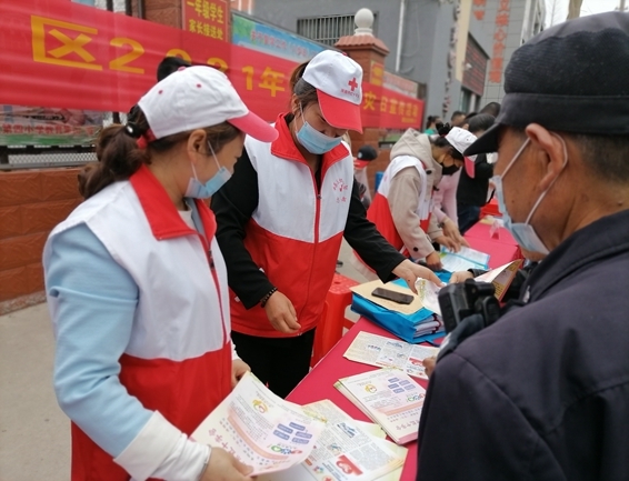 淮南市县区红十字会同步参加“5.12”主题宣传活动4