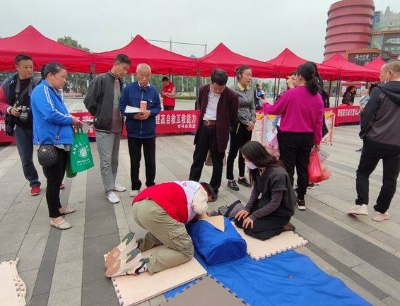 淮南市县区红十字会同步参加“5.12”主题宣传活动8