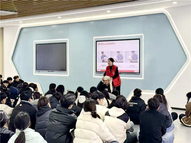 3b72b3403898d7defb0a4fa0477108da