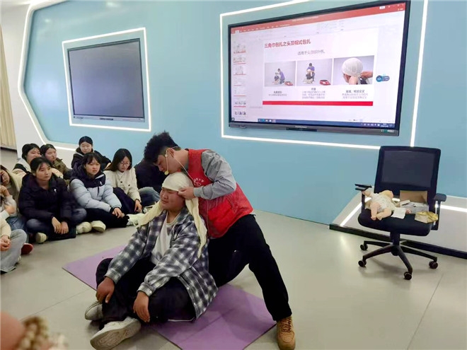 05a2dcd5c26fed44127d9e680eac4326