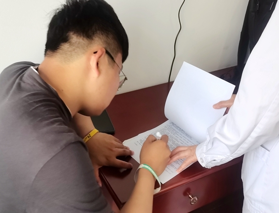 23岁小伙用爱抒写青春华彩8