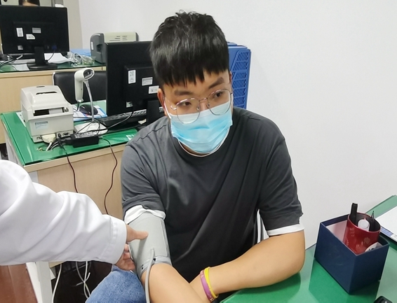 23岁小伙用爱抒写青春华彩9