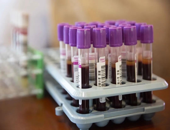 世界献血者日市红十字志愿者用热血和行动献礼19