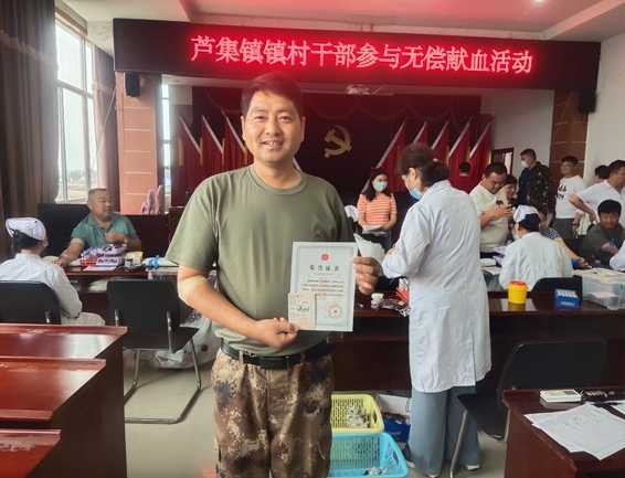 一天三场，潘集区红十字志愿服务队东奔西忙8