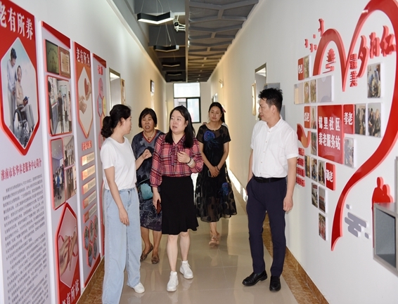 省红十字会来淮调研5