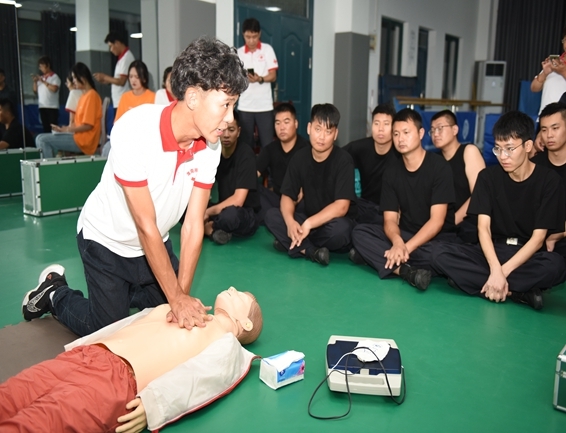 淮南市红十字会连续三年为特殊岗位辅警进行救护培训3