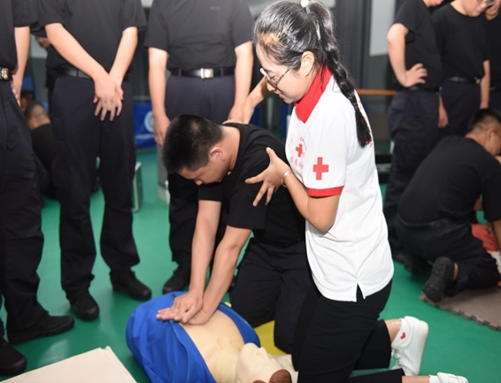 淮南市红十字会连续三年为特殊岗位辅警进行救护培训6