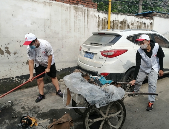 洪灾无情志愿者有爱8