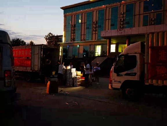 淮南爱心企业再为河南灾区送爱心9