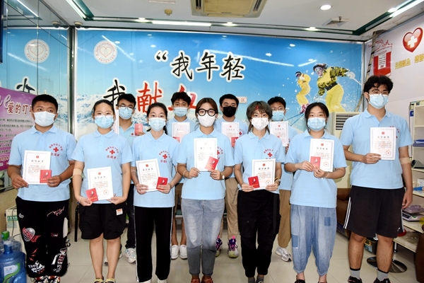 18岁，他们送给自己一份最好的成人礼1