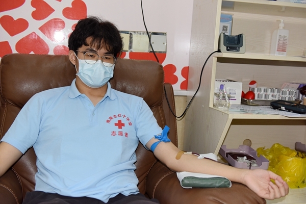 18岁，他们送给自己一份最好的成人礼11