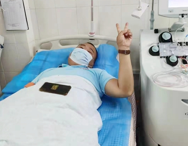 淮南市红十字会生命接力志愿服务队队员相约献血4