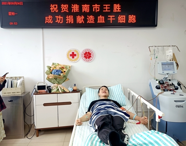 24岁小伙跨越4省为了2岁患儿再造生命奇迹自己没有遗憾2