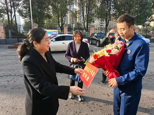 81bd50dfd384e33e5c9e2768644b302e