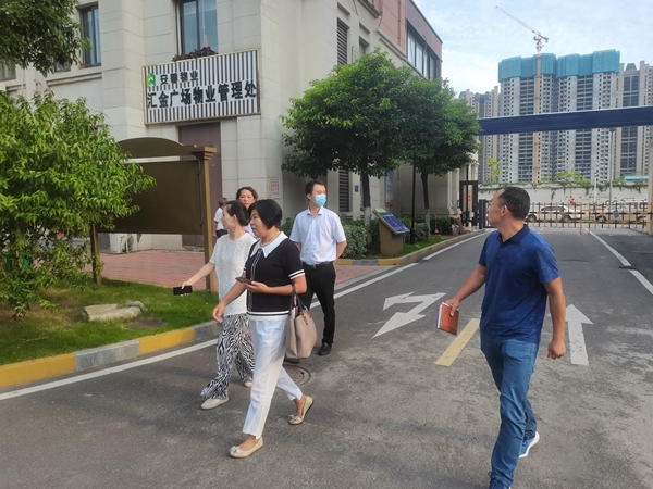 淮南市红十字会牵头落实结对理工大社区创建工作2