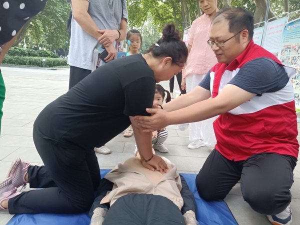 人人学急救 人人可当急救英雄14