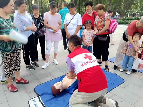 人人学急救 人人可当急救英雄16