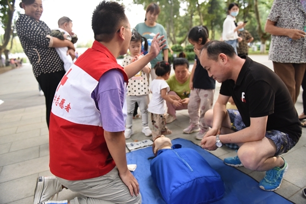 人人学急救 人人可当急救英雄5