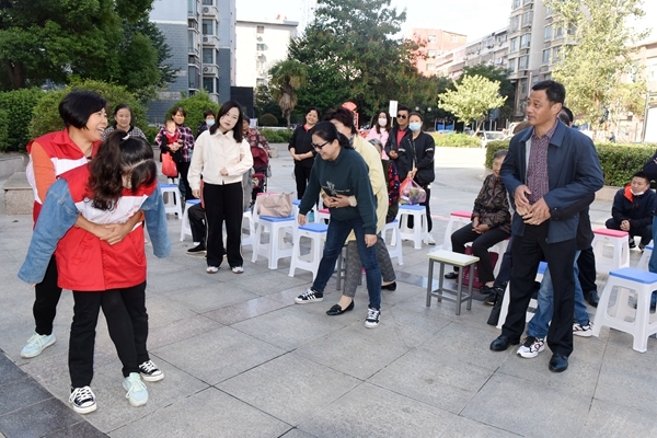 国际减灾日，淮南市红十字会教你学救护2