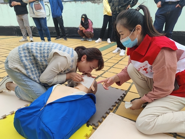 国际减灾日，淮南市红十字会教你学救护36