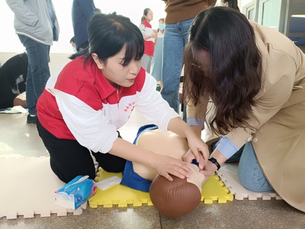 国际减灾日，淮南市红十字会教你学救护42