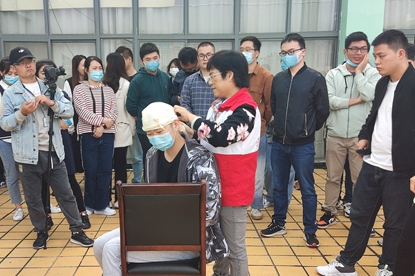 淮南市2020年度新录用公务员接受应急救护培训3