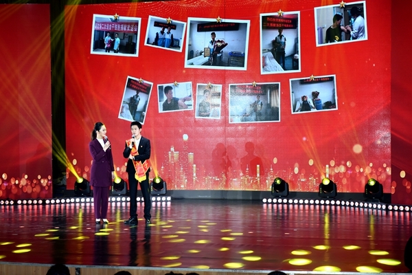 两年两次捐髓救人的淮南市红十字志愿者葛宏港荣获9月安徽好人4