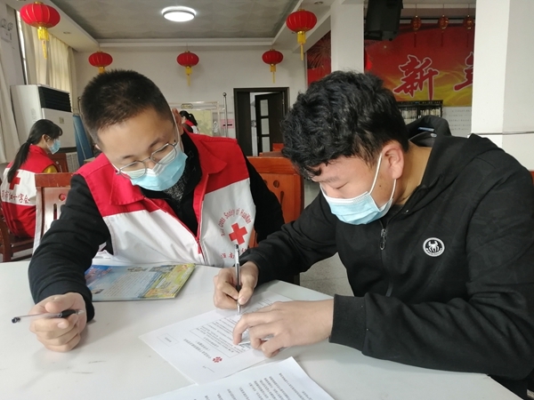 淮南市红十字会持续开展献血采样33
